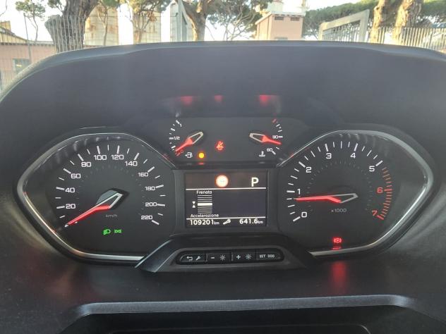 Peugeot Rifter 1.5 BlueHDi 130 S&S EAT8 Allure Standard - Foto 9