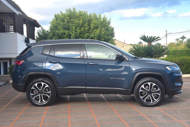 Jeep Compass 1.3 T4 190cv PHEV 4xe AT6 Limited - Foto 4