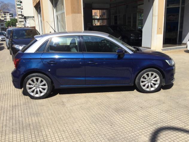 Audi A1 1.6 TDI 116 CV Admired - Foto 10
