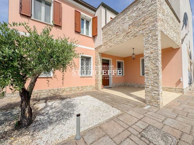 Villa indipendente con parco completamente ristrutturata - Foto 4