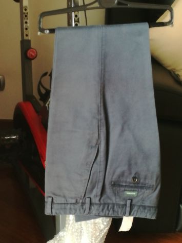 Pantaloni sportivi ed eleganti