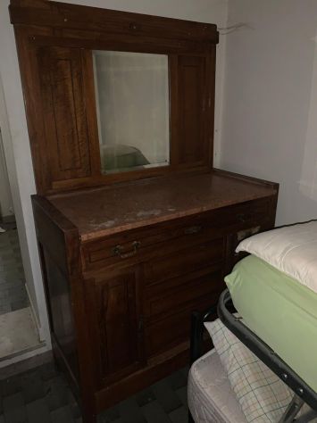 Mobile toeletta d'epoca con piano in marmo e specchiera - Verbania