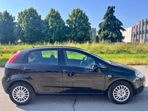 Fiat Punto 1.3 MJT II S&S 95 CV 5 porte Street - Foto 6