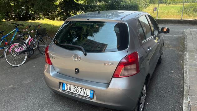 Toyota Yaris 1.0 5 porte Sol - Foto 4