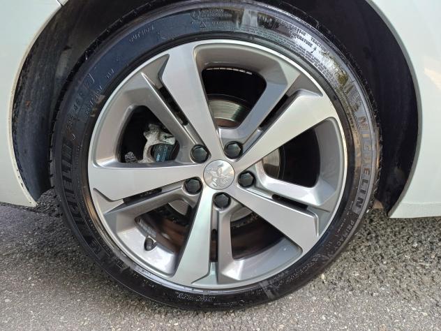 Peugeot 308 308 SW 1.5 bluehdi 130cv KM CERTIFICATI-GARANZIA - Foto 6