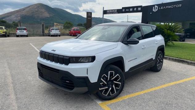 Jeep Compass E-Hybrid 1.6 Turbo PHEV 165kW Altitude DCT