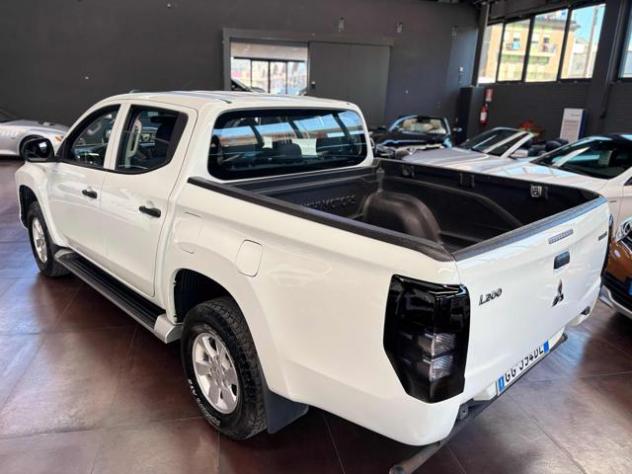 MITSUBISHI L200 2.3 D Double Cab 4x4 Easy Select Invite Connect rif. 23484829 - Foto 8