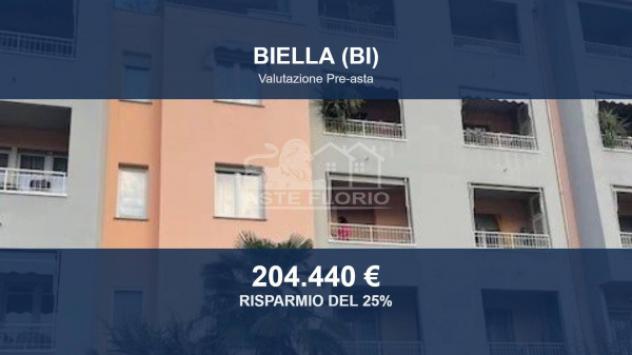 Immobile in asta di 263 m² con più di 5 locali e box auto doppio in vendita a Biella