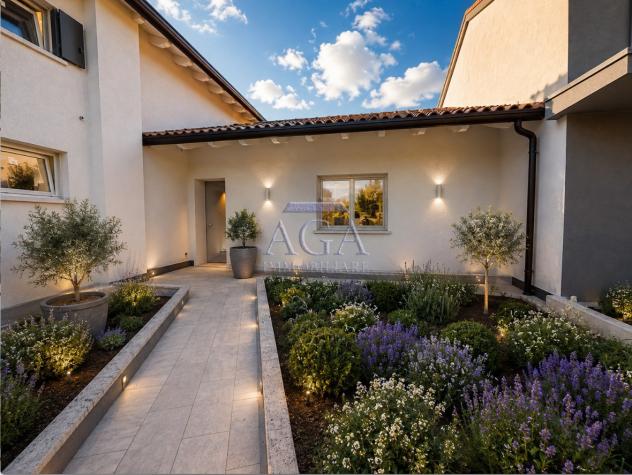 VILLA A SCHIERA di 4 vani e di 205 mq (SUSEGANA) rif. CR72_13