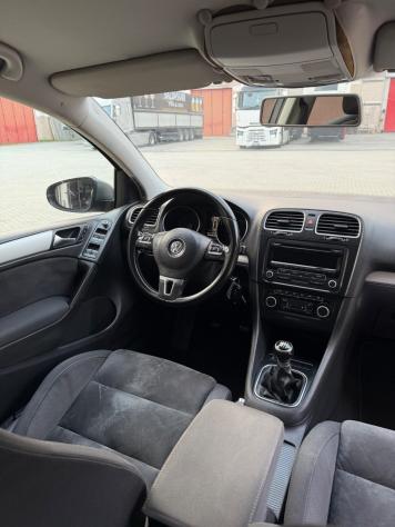 Volkswagen Golf 2.0 TDI 140CV DPF 5p. Highline - Foto 8