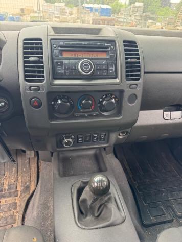 Nissan Navara 2.5 dCi 190CV Double Cab Manuale - Foto 8