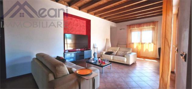 482 L - APPARTAMENTO IN VILLA CON TRAVI A VISTA, TERRAZZO, CANTINA E BOX - Foto 20