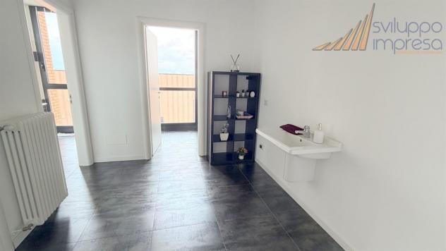 UFFICIO IN CENTRO DIREZIONALE IN AFFITTO A BERNAREGGIO - Foto 10