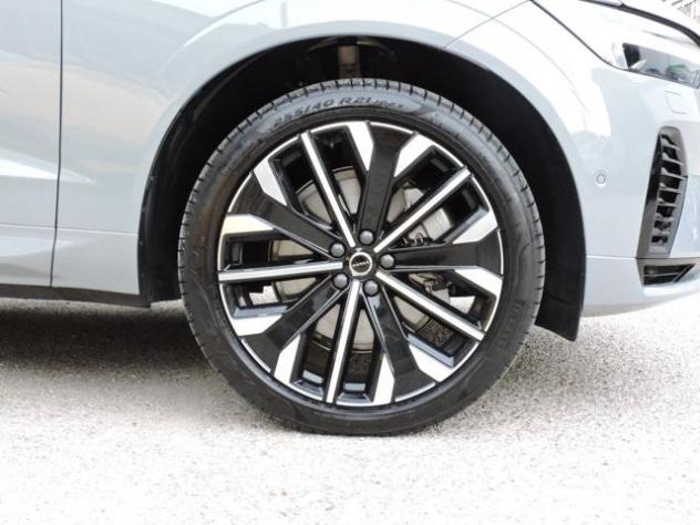 VOLVO XC60 T6 Plug-in hybrid AWD automatico Ultra Dark rif. 24118716 - Foto 8