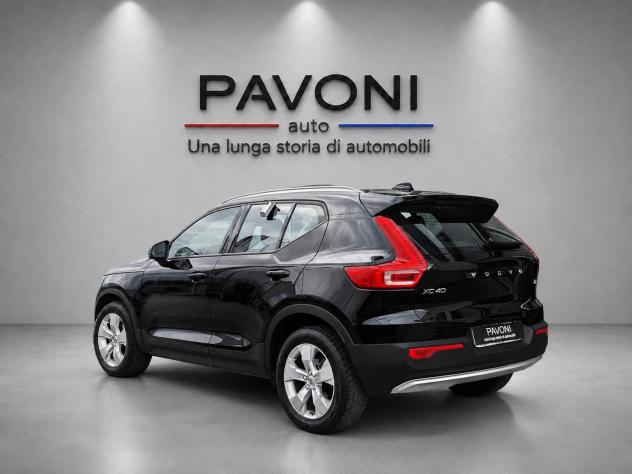 Volvo XC40 T2 automatico Momentum Core - Foto 5