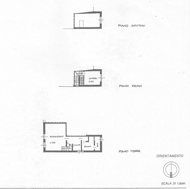 Vendesi casa indipendente in centro paese con giardino - Foto 2