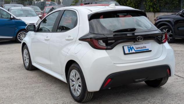 TOYOTA Yaris HYBRID 1.5cc 92cv rif. 23900125 - Foto 3