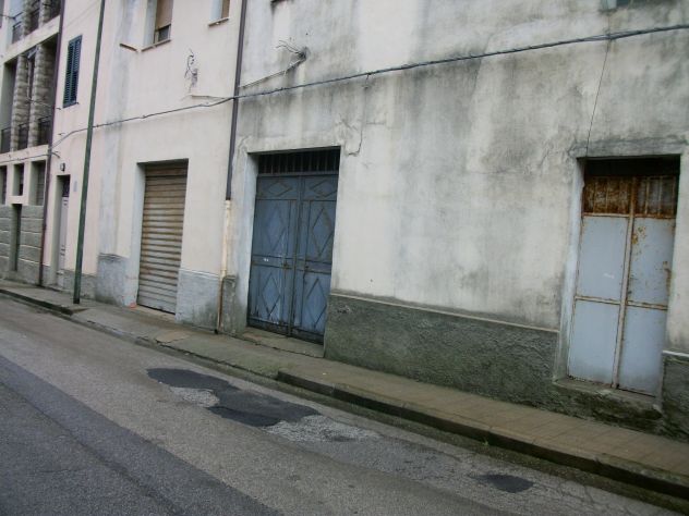 Garage deposito magazzino di 80 m2 viale san Francesco via Marconi - Foto 2