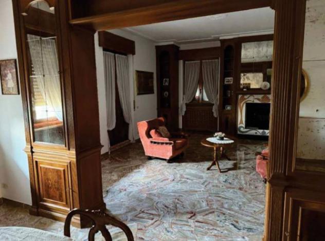 Immobile in asta di 213 m² con più di 5 locali e box auto doppio in vendita a Cornate d'Adda - Foto 12
