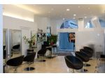 POLTRONA  PARRUCCHIERE  - AFFITTO  -LOCALE IN CENTRO MILANO
