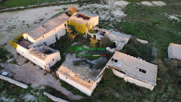 Rif. 9774 - Caseggiato rurale in c.da Gilestra - Foto 19