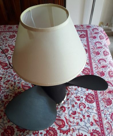 lampada da tavolo con base ad elica nautica - Foto 7