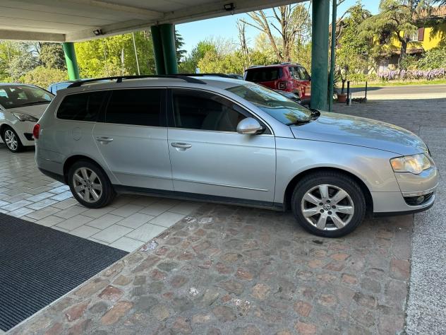 Volkswagen Passat 1.9 TDI/105CV DPF Var. BlueMotion - Foto 4