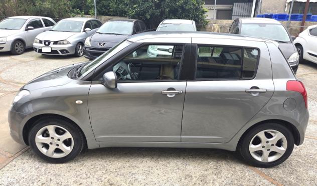 Suzuki Swift 1.3 5p. GLX BEN TENUTA NAVIGATORE GARANZIA - Foto 4