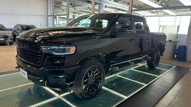 RAM 1500 NEW LIMITED NIGHT 3.0 540CV rif. 21526355 - Foto 3