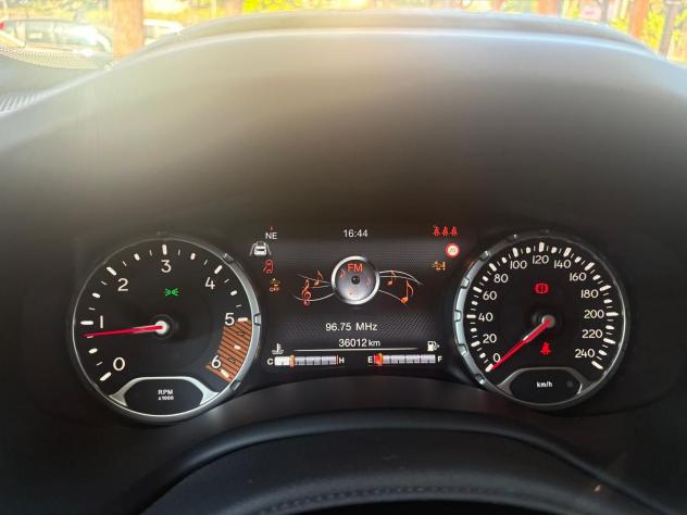 Jeep Renegade 1.6 MJet 130cv Limited UFFICIALE ITALIANA IVA ESPOSTA 12 MESI DI GARANZIA - Foto 8