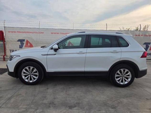 VOLKSWAGEN Tiguan 2.0 TDI 150 CV SCR DSG Life rif. 24159872 - Foto 2
