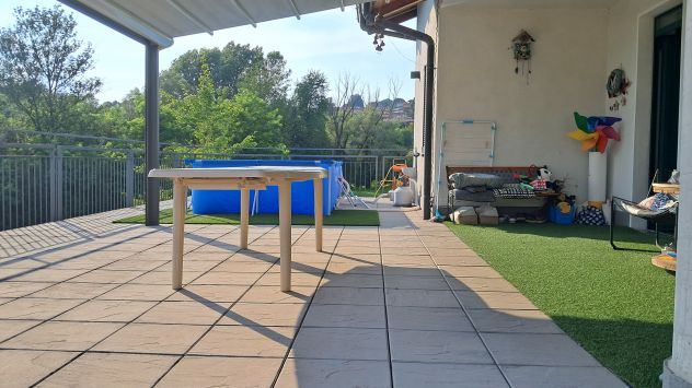 Bregano - villa gemellare con giardino - Foto 3