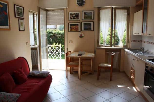 APPARTAMENTO di 4 vani e di 80 mq (MASSA - Marina di Massa) rif. A292