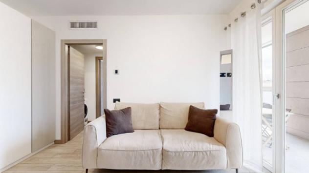 Appartamento di 60 m² con 2 locali e box auto in affitto a Milano - Foto 8