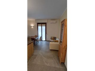 TRILOCALE ARREDATO