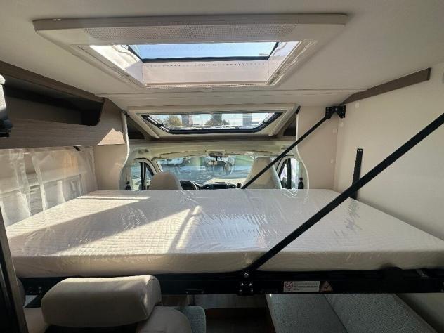NUOVO CARADO V 347 CON BASCULANTE - Foto 4