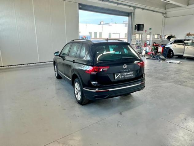VOLKSWAGEN Tiguan 2.0 TDI 150CV SCR DSG LIFE rif. 23931036 - Foto 5