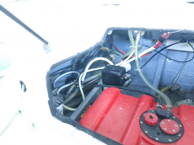 gommone lomac 700 + mercury 115 totalmente ristrutturato come nuovo - Foto 4