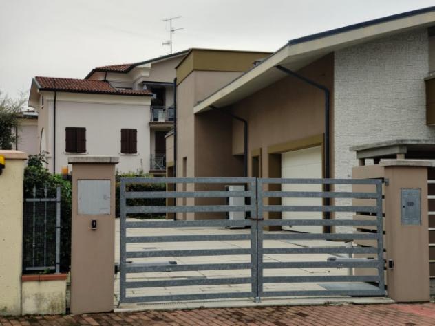 Villa di 300 m² con 4 locali e box auto doppio in vendita a Fabbrico - Foto 5