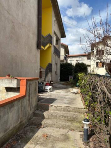 Immobile in asta di 150 m² con più di 5 locali e box auto in vendita a Perugia - Foto 9