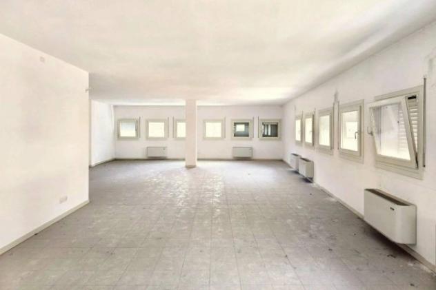 Immobile in asta di 159 m² con più di 5 locali in vendita a Chiampo - Foto 2