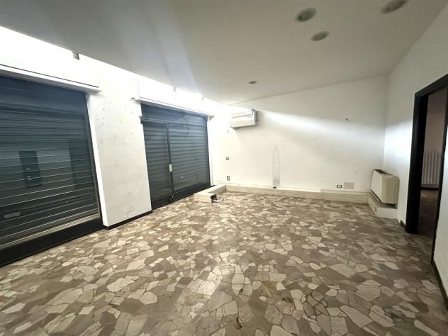 NEGOZIO/UFFICIO DI C.A. 92 MQ A VALMADRERA San Dionigi - Foto 6