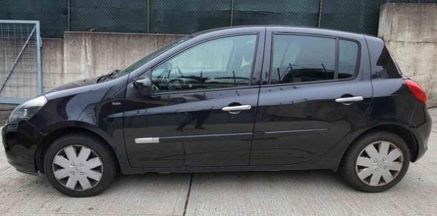 RENAULT Clio 1.2 16V 5 porte Dynamique rif. 23357176 - Foto 4