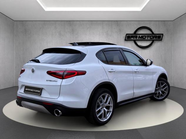 Alfa Romeo Stelvio Stelvio 2.0 t Executive Q4 200cv auto my19 - PROMO - Foto 4