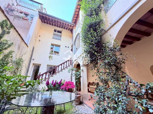 CASA INDIPENDENTE CON CORTE PRIVATA, GARAGE E AREA BENESSERE – CENTRO FAENZA