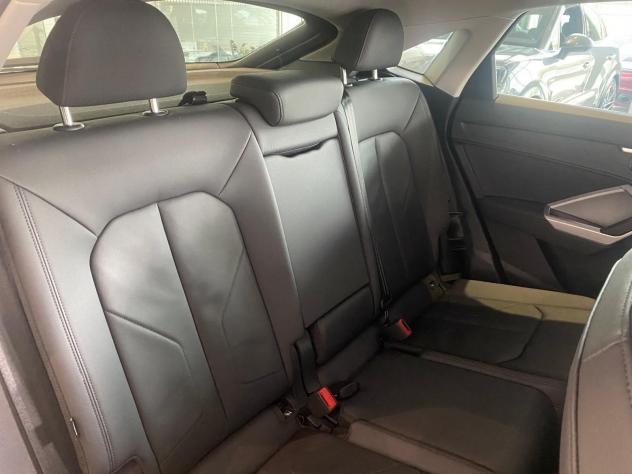 Audi Q3 Sportback 35 TDI S tronic S Line Edition - Foto 9