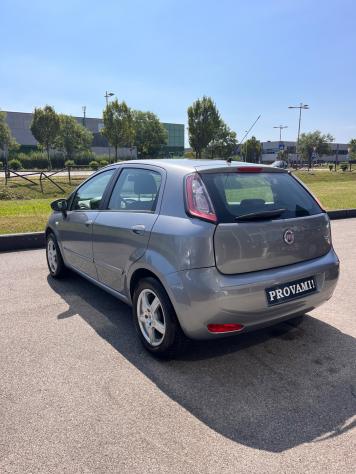 Fiat Punto 1.2 Lounge Neopatentati - Foto 7