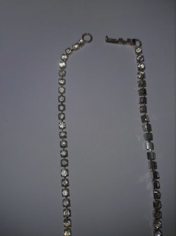 Collana con tre strass