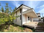 VILLA ALLO STATO GREZZO CON AMPIO GIARDINO CIRCOSTANTE - MONDRAGONE RIF.V3162
