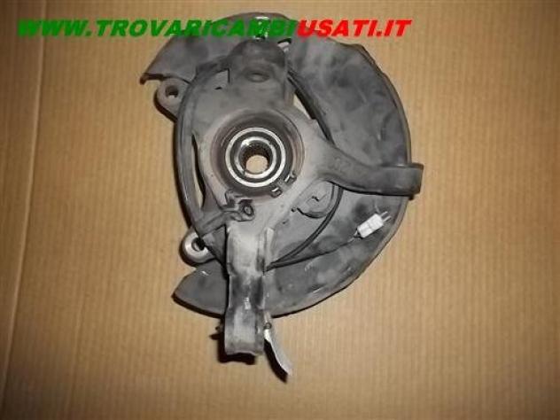 MONTANTE ANT.SX. 1.0 ABS TOYOTA YARIS '06  Meccanica  Assale  Telaio  Fusello ruota ant. sx. TOYOTA - YARIS - 01-01-2006 - 01-01-2009